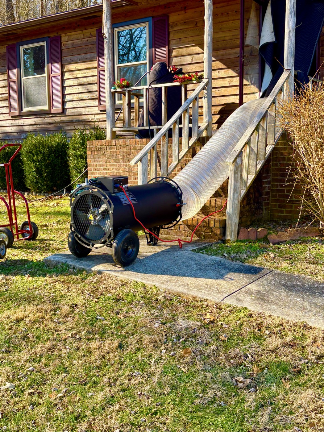 EcoForce bed bug heat treatment setup for a Lafayette Tennessee home